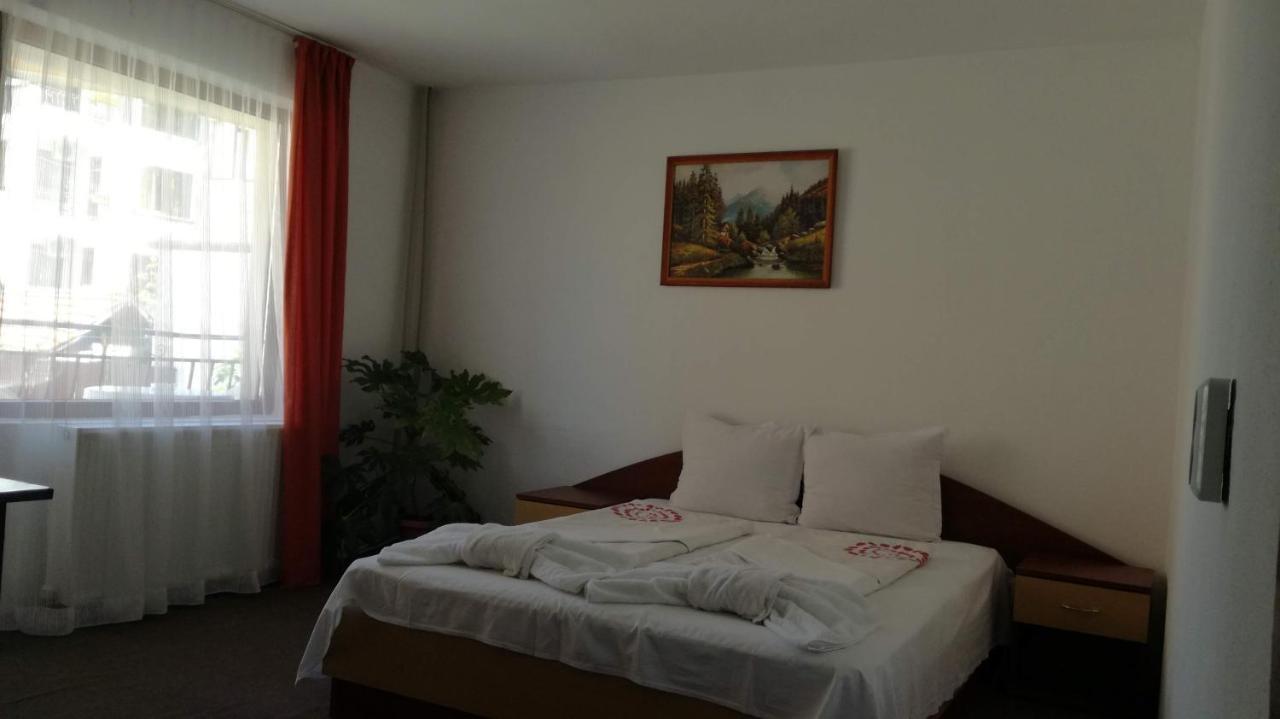 Ivet Guest House Обзор Экстерьер фото